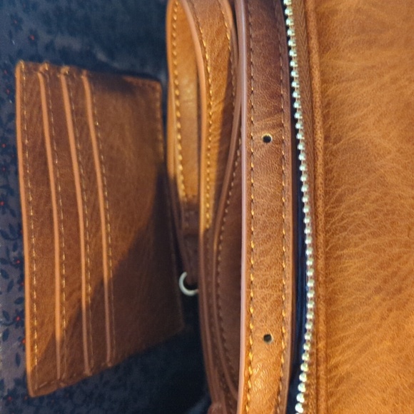 Urban Expression Shoulderbag/clutch - Picture 4 of 5